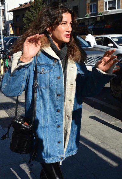 Berrak Tüzünataç tepki gösterdi.